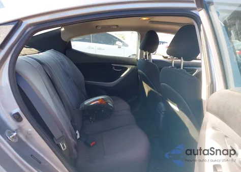 2016 Hyundai Elantra Value Edition из США, поврежденный, VIN 5NPDH4AE1GH773178